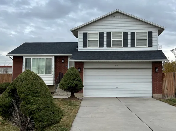 763 E Dry Creek Rd, Sandy, UT 84094