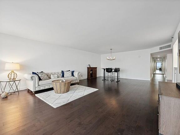 5th image of 1500 S Ocean Boulevard #804