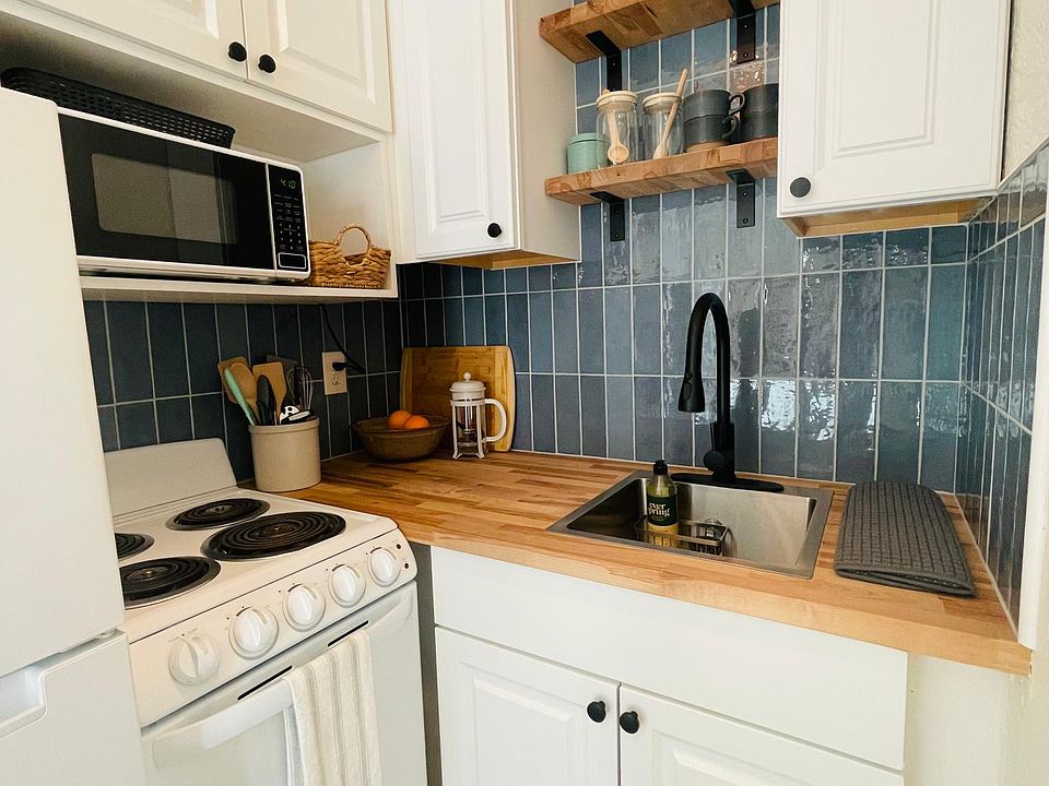 1st image of 2441 Granada Ave #2