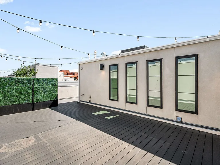 4263 E 8th Ave — Photo 24