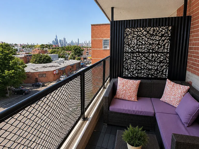 6011 Broadway #6V — Photo 8