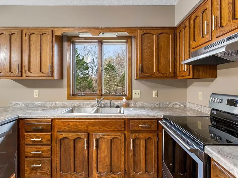 615 High Ridge Rd — Photo 4