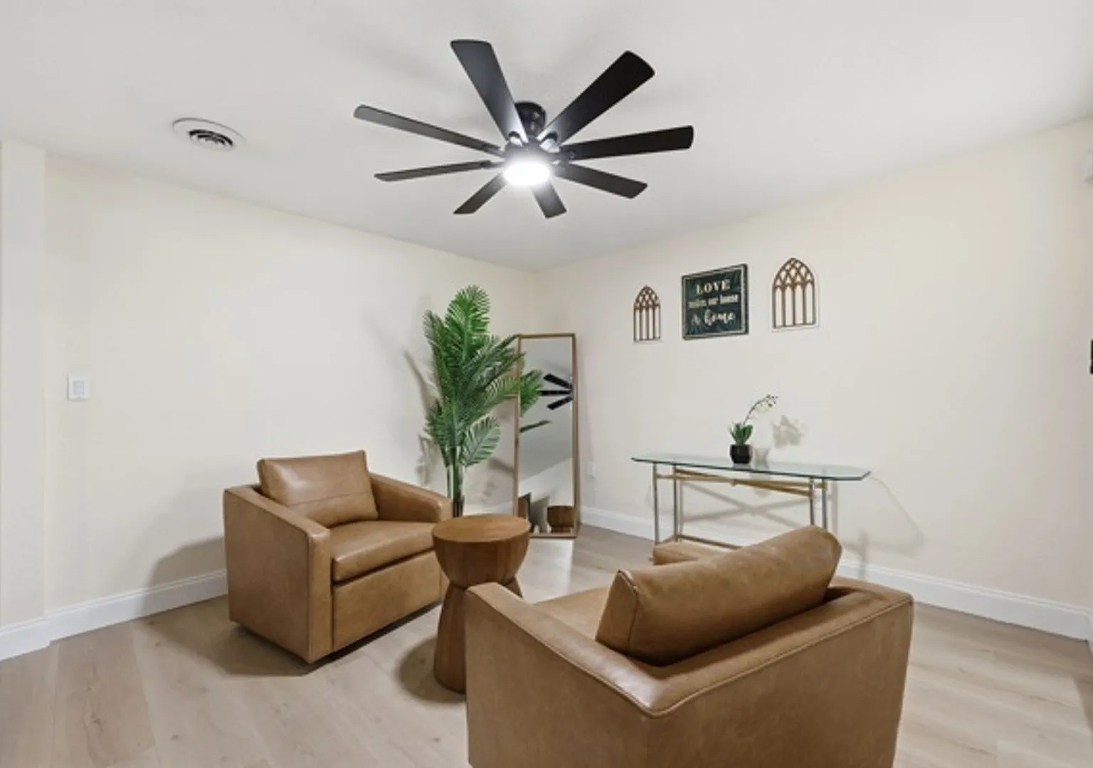 Charming 2BR House in Jacksonville — Photo 3