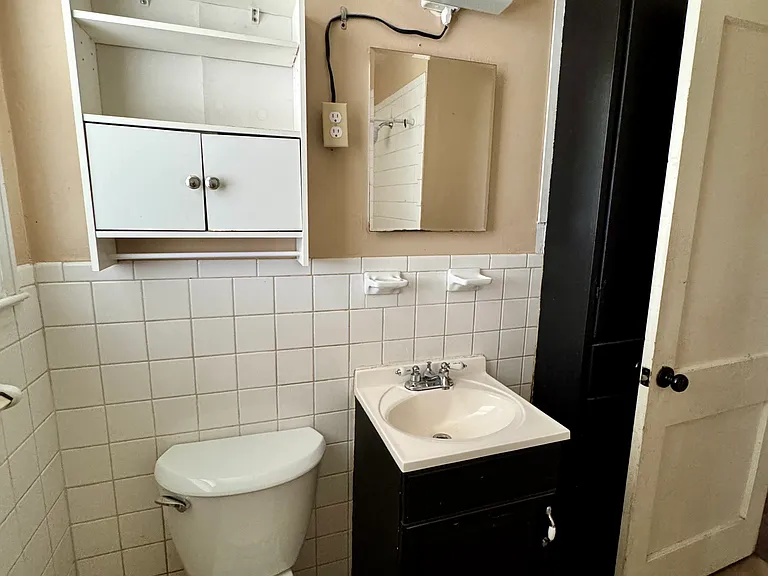 2204 Tierney Rd — Photo 8