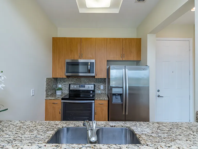 1690 SW 27th Ave #Ph 08 — Photo 12