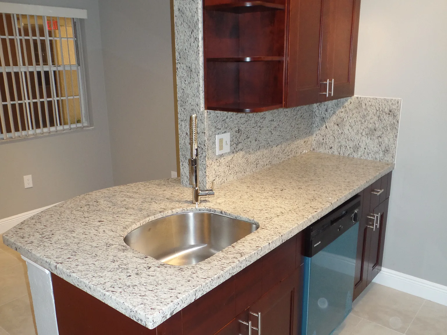 1 bed, 860 sqft, $1,995 — Photo 4