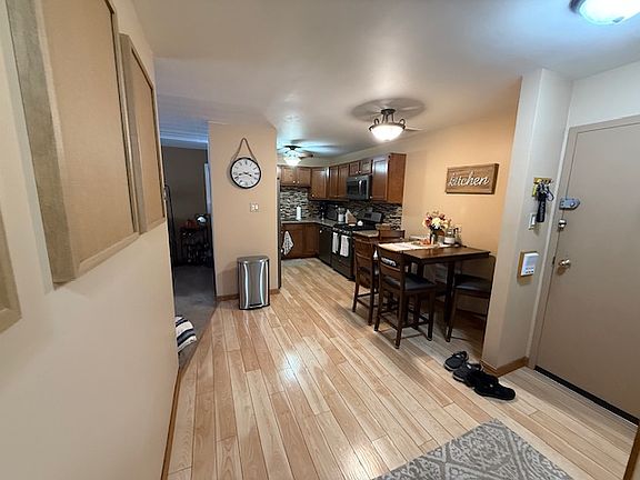 4th image of 200 Willow Ln APT C217