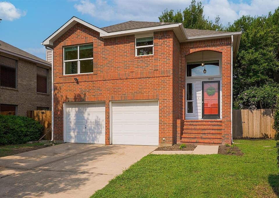 1st image of 1804 Cactus Cir