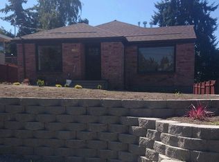 119 NW 105th St, Seattle, WA 98177