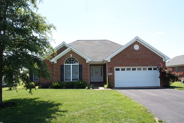 1st image of 644 Muirfield Cir