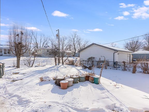 5th image of 1917 Linden Ave