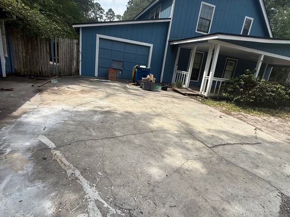 302 Bernard Rd