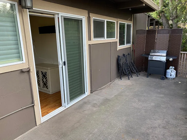1682 Terrace Rd — Photo 8