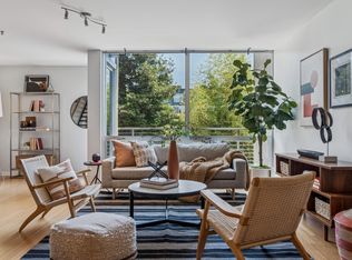 1007 41st St APT 422, Oakland, CA 94608