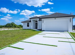 1014 James Ave, Lehigh Acres, FL 33936