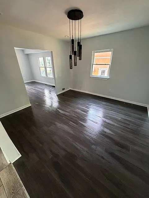 3 bed, 2010 sqft, $1,799 — Photo 4