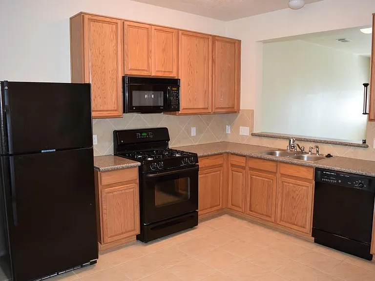 3418 Glenmore Meadow Dr — Photo 2