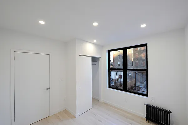 Rented by Aether Property Group | media 4