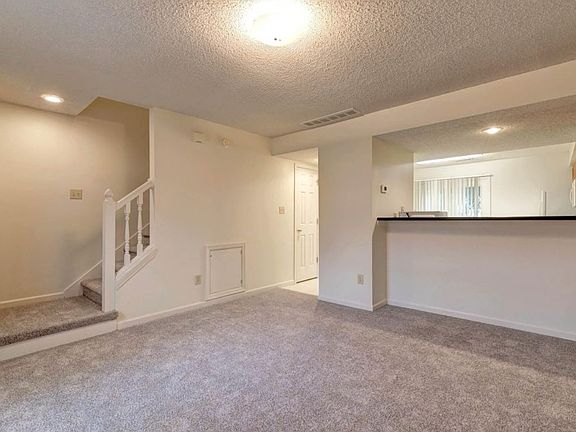 2nd image of 894 E Sherwood Hills Dr #1