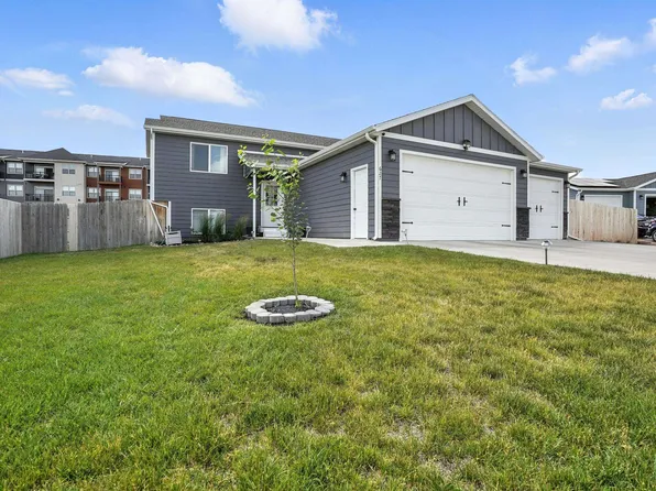 627 Abraham Ct, Rapid City, SD 57703