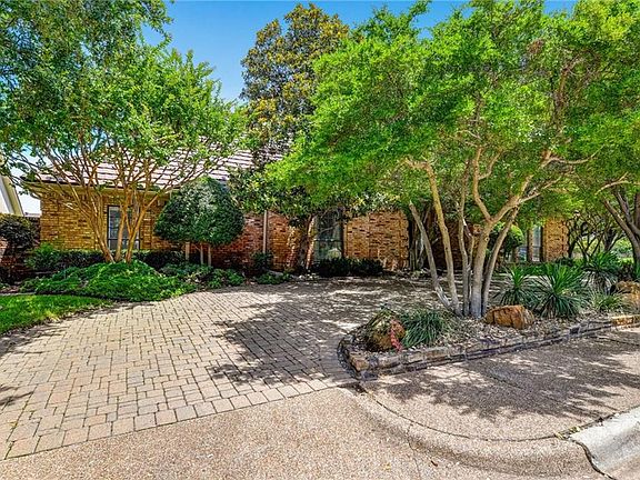 3rd image of 5727 Plumtree Dr