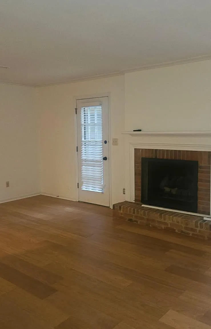 3 bed, 2.5 bath, 1484 sqft, $2,150 — Photo 4