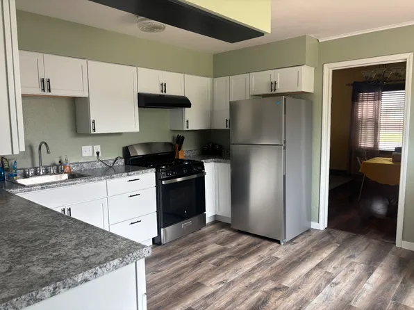 934 4th Ave N, New Rockford, ND 58356