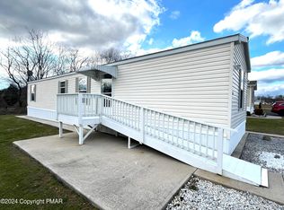 211 Autumn Ln, Lehighton, PA