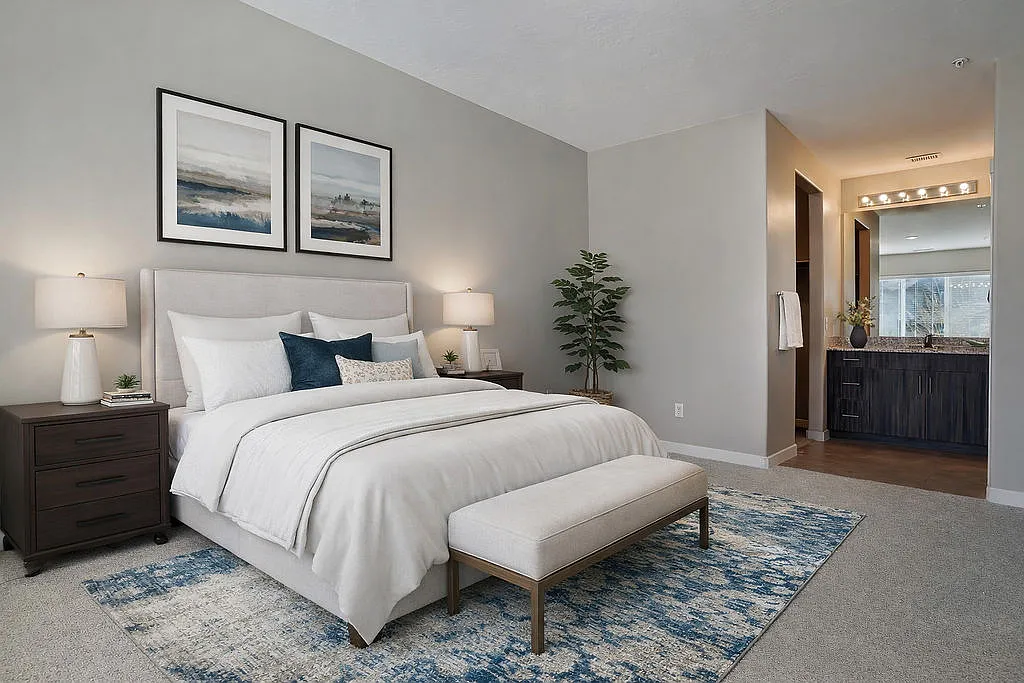 Brookfield Apartments — Photo 3