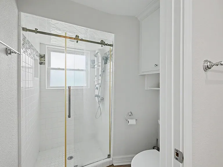 60 La Jolla Cir — Photo 19