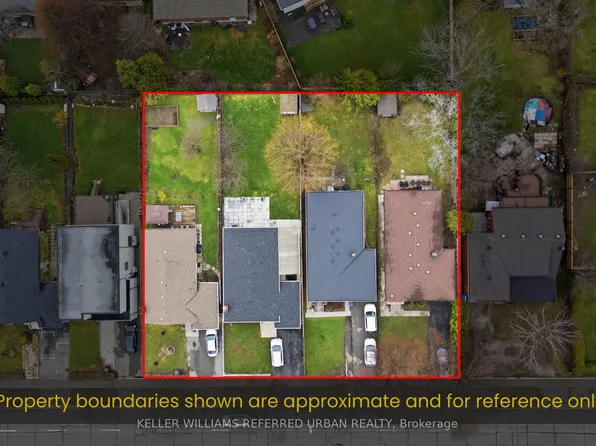 3985 Bloor St W, Toronto, ON M9B 1M2