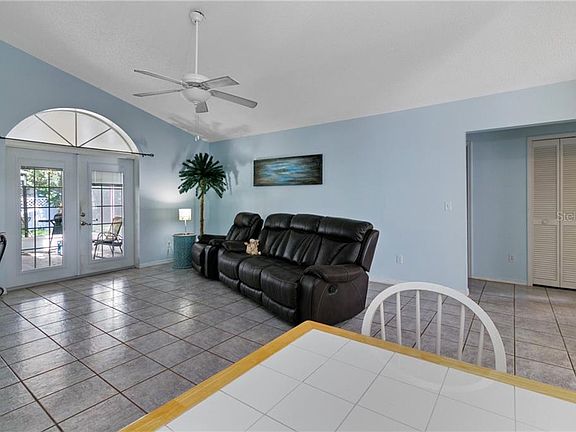 5th image of 2515 Logandale Dr #4
