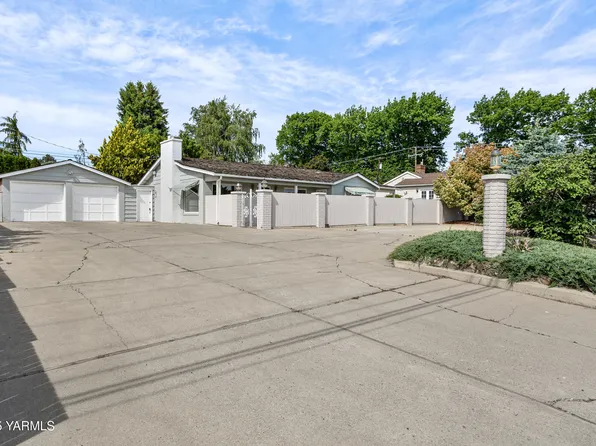 4405 Summitview Ave, Yakima, WA 98908