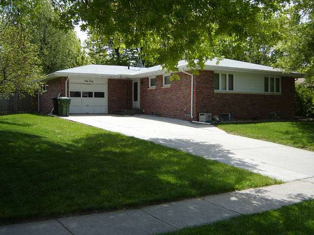 1st image of 4030 Loveland Dr