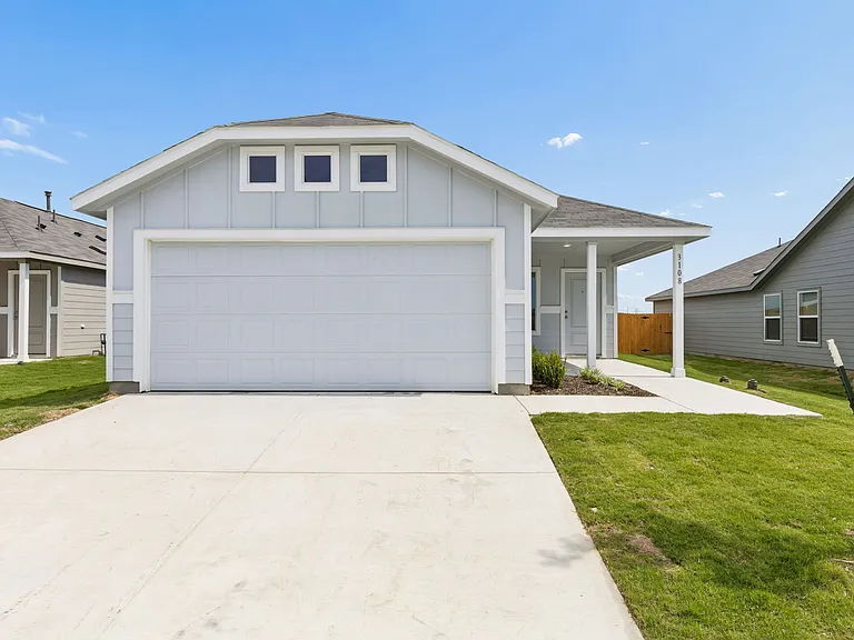 3108 Lynmar Ln — Photo 2