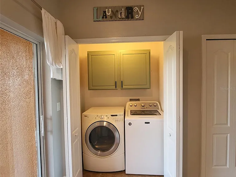 4060 Winding Vine Dr — Photo 13
