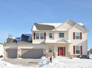 289 N Mallard Dr, Sun Prairie, WI 53590