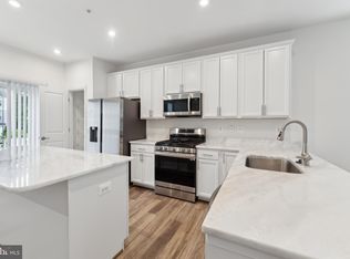 227 Jenkins Way Gln, Glen Burnie, MD 21061