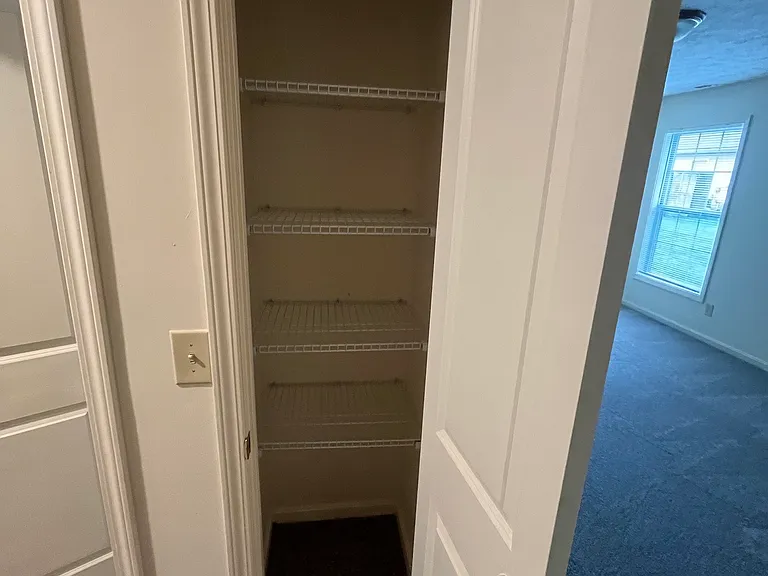 280 McGrain St #9 — Photo 3