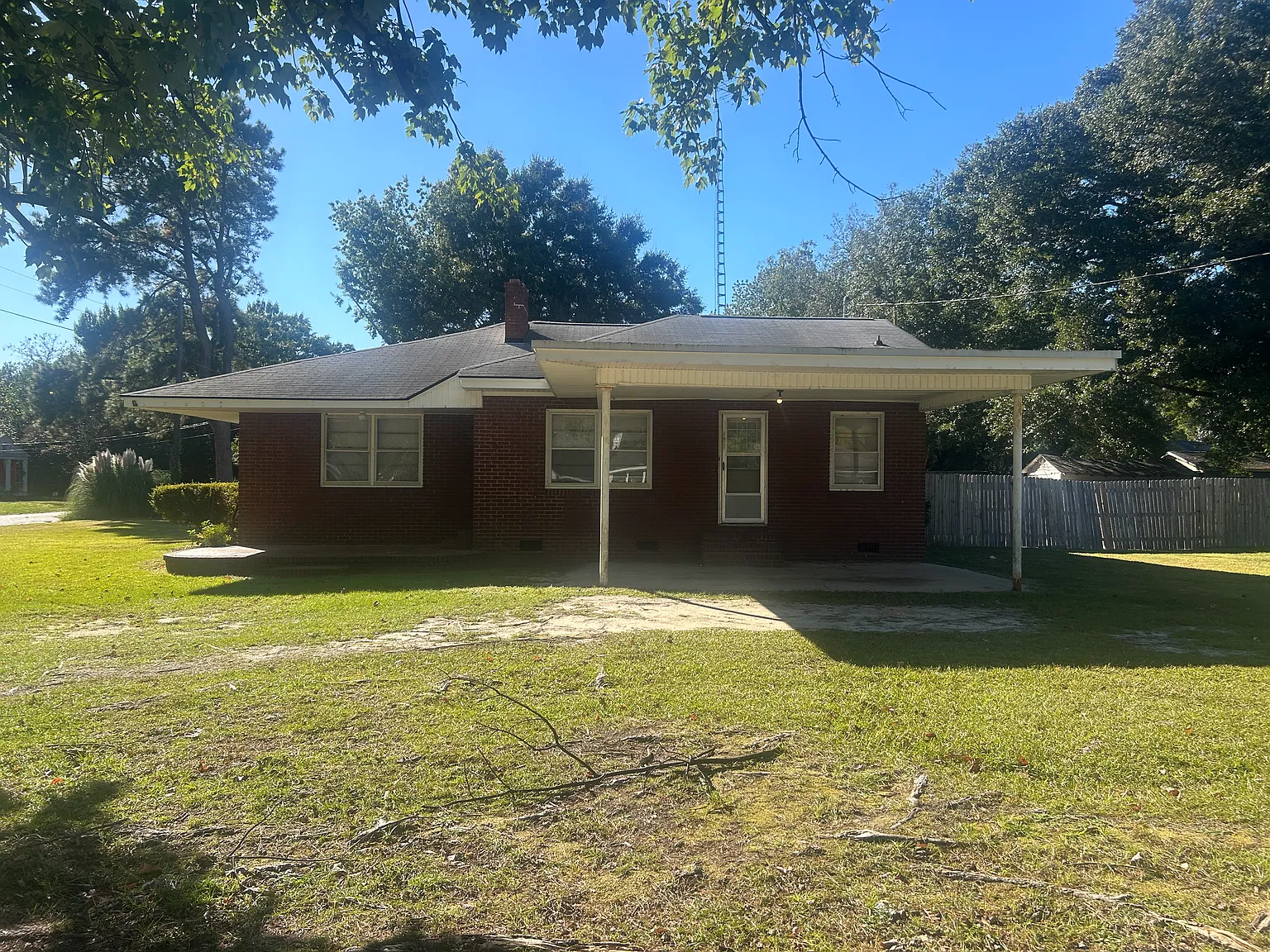 3 bed, 2106 sqft, $1,695 — Photo 3