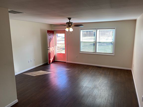 4th image of 7681 Brams Hill Dr #7681