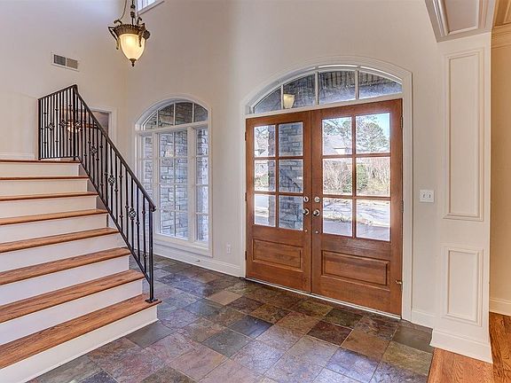 5th image of 10219 Statfield Dr