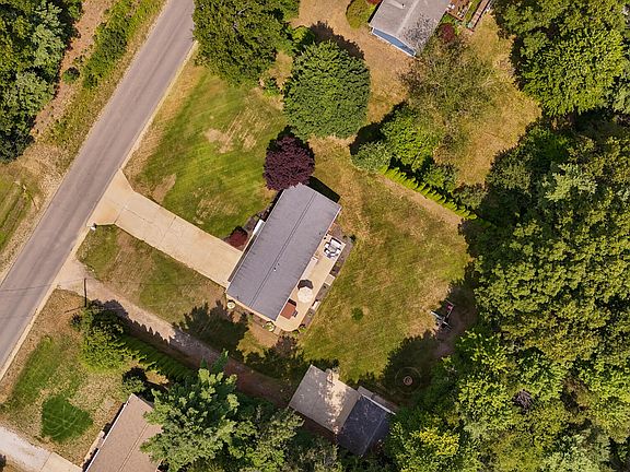 4th image of 2698 Hamilton Rd