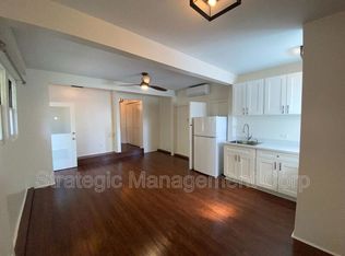 3020A Hibiscus Dr, Honolulu, HI 96815