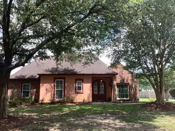 6152 Jonathan Alaric Ave, Gonzales, LA 70737