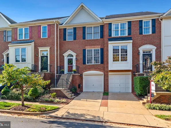 3905 Charles Ave, Alexandria, VA 22305