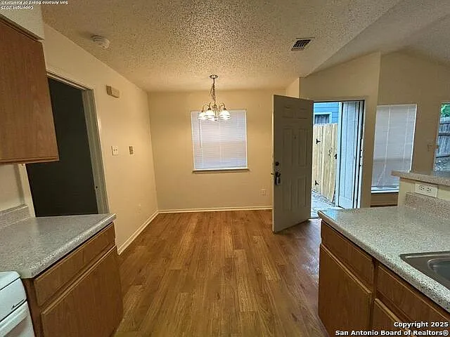 6323 Worchester Knls — Photo 5