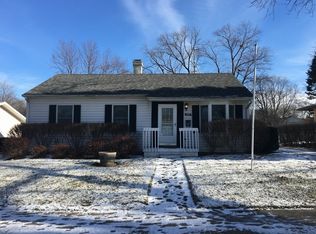 289 Rosewood Ave, Buffalo Grove, IL 60089