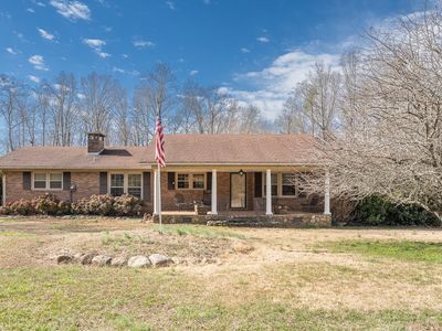 569 Edens Rd, Pickens, SC, 29671