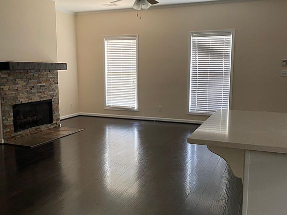 3rd image of 23 Brook Meadows Cir #23
